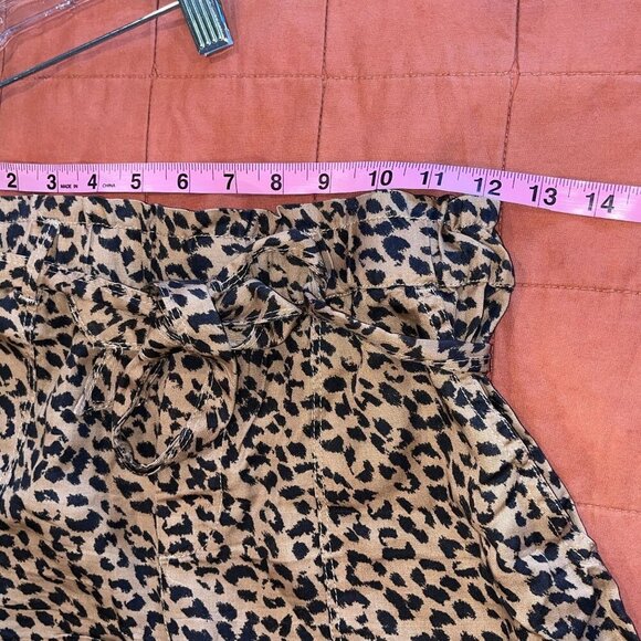 Aerie Brown & Black Leopard Print High-Waisted Tie-Front Women's Shorts Size S - Picture 5 of 7
